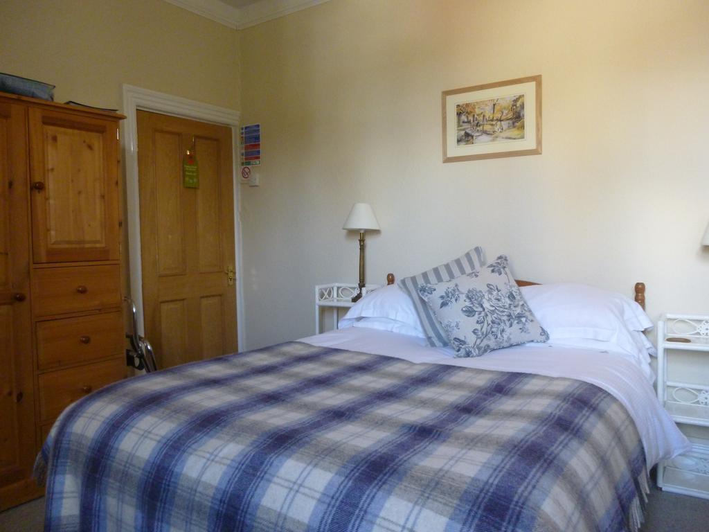 The Maples Bed & Breakfast Hythe  Eksteriør bilde