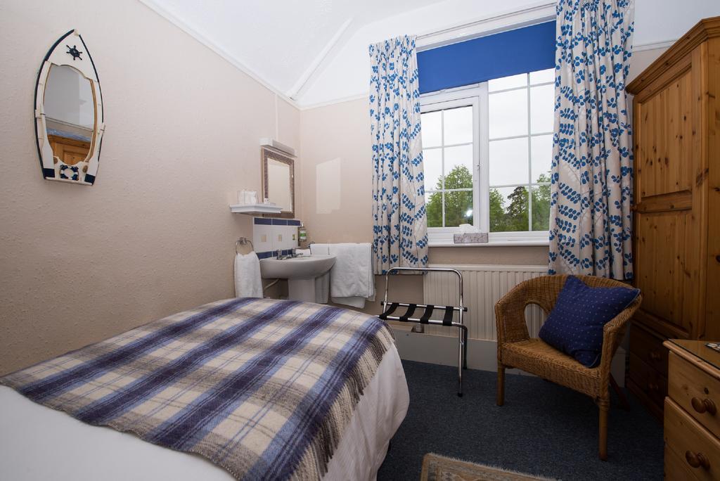The Maples Bed & Breakfast Hythe  Eksteriør bilde